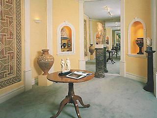 image Winter Antiques Show